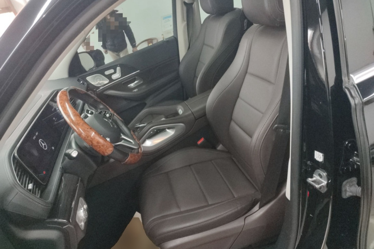 奔驰GLE 2021款 GLE 350 4MATIC 时尚型局部细节19