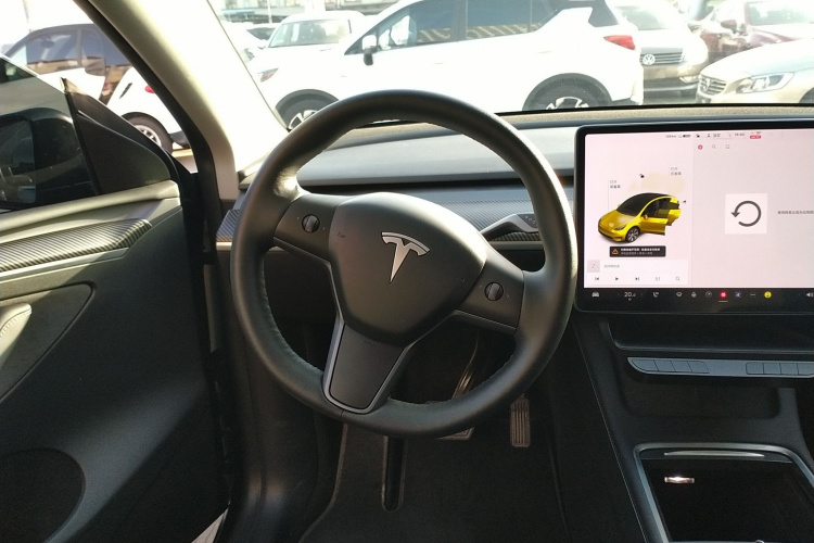 特斯拉 Model Y 2021款 标准续航后驱版局部细节13