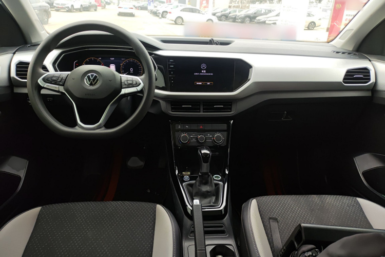 大众 探影 2023款 200TSI DSG 悦智联版中控内饰12