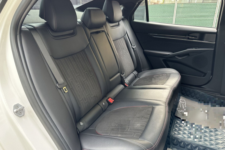 福特 蒙迪欧 2023款 EcoBoost 180 舒雅型局部细节9003