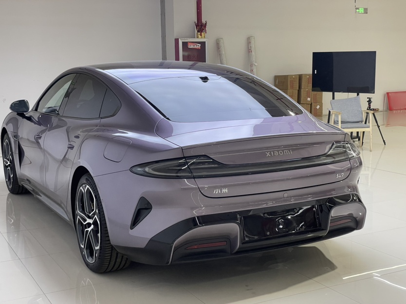 小米汽车 小米SU7 2024款 后驱标准创始版