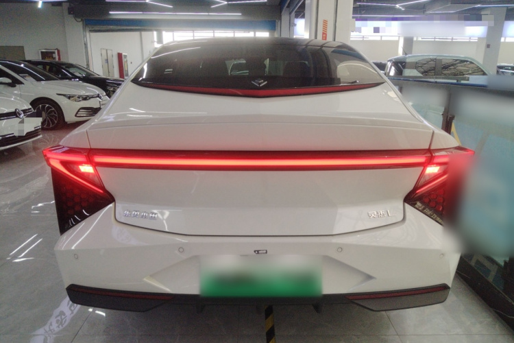 灵悉L 2024款 头号玩家版车身外观6