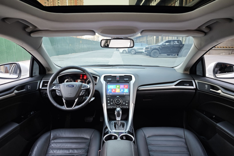 福特 蒙迪欧 2013款 1.5L GTDi180时尚型中控内饰7004