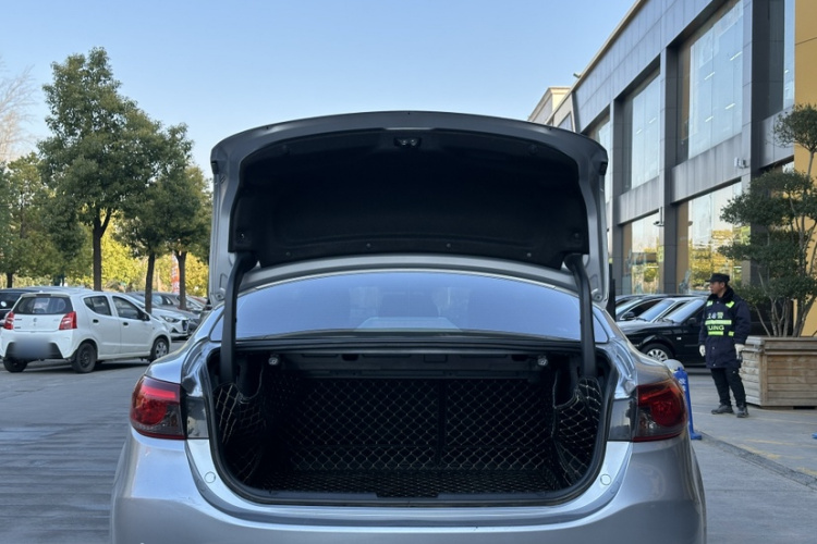 马自达 阿特兹 2018款 2.5L 蓝天尊崇版 国V局部细节23