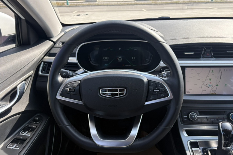 吉利汽车 帝豪 2020款 1.5L CVT向上版中控内饰7004