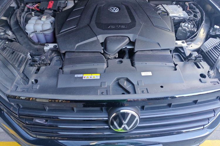 大众 途锐 2022款 3.0TSI 锐享版 曜黑运动套装局部细节24