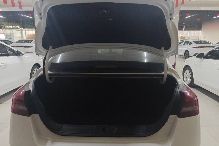 吉利汽车 帝豪 2021款 UP 1.5L CVT舒适型中控内饰23