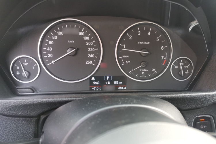 宝马3系 2017款 320Li 时尚型局部细节14