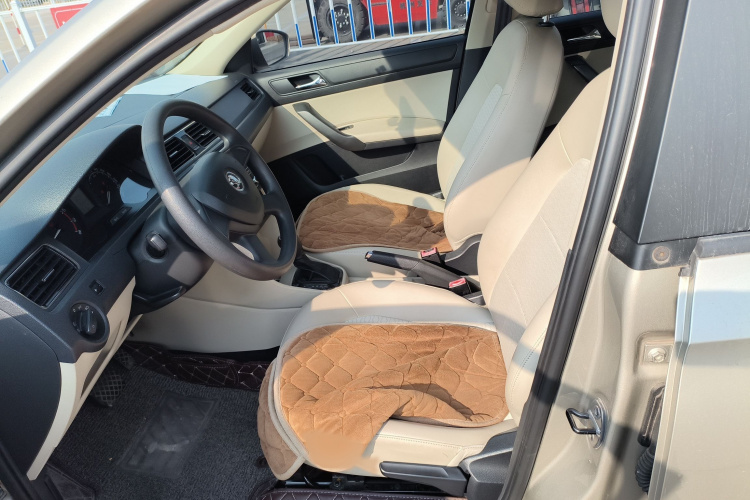 斯柯达 昕锐 2013款 1.6L 自动智选型局部细节19