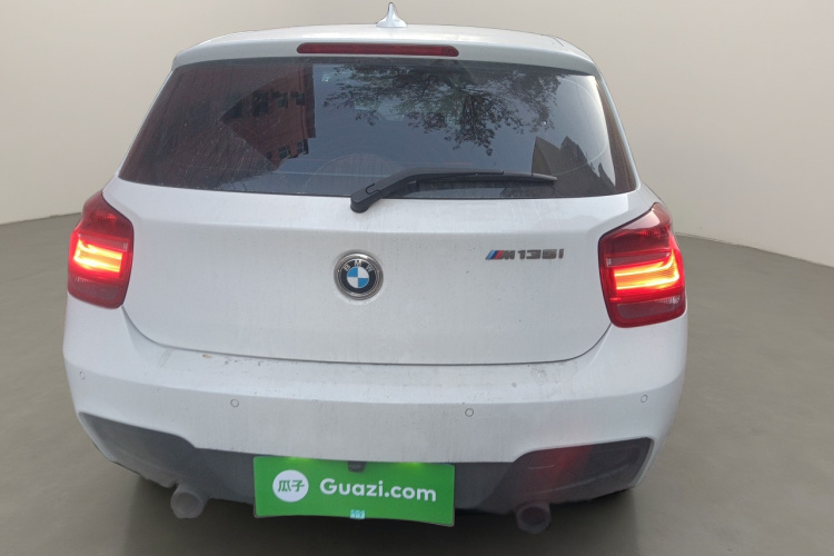 宝马1系(进口) 2013款 改款 M135i 5门版车身外观6