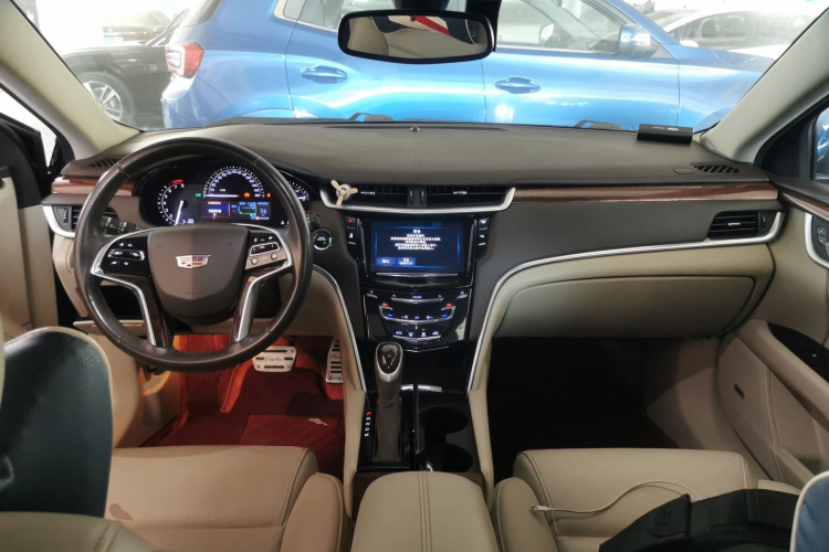 凯迪拉克XTS 2017款 28T 精英型中控内饰12