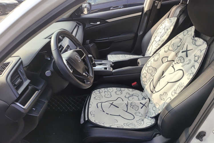 本田 思域 2019款 180TURBO CVT尚擎版 国VI局部细节19