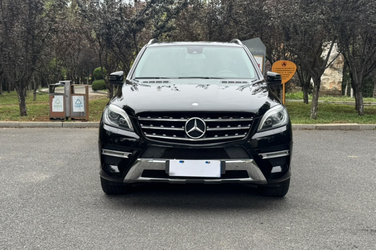 奔驰M级 2014款 ML 320 4MATIC车身外观6001