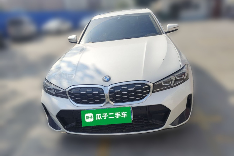 宝马3系 2023款 325i M运动套装车身外观6001