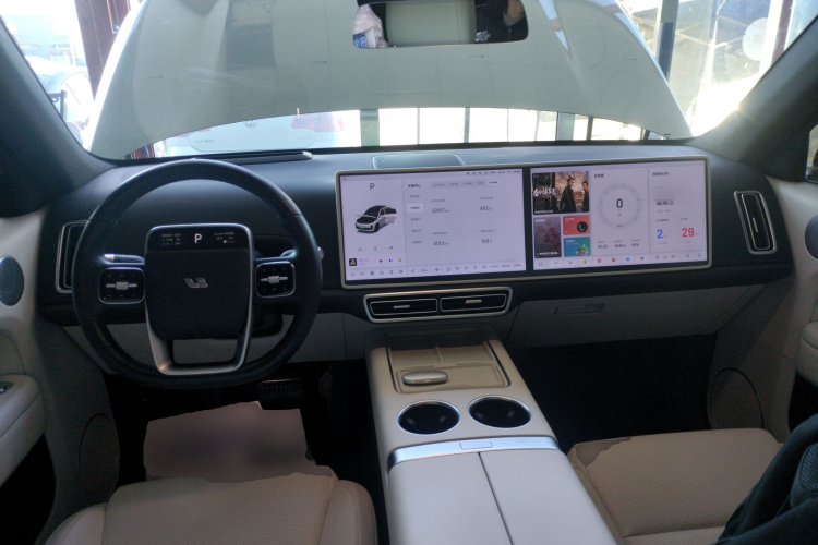 理想汽车 理想L6 2024款 Max中控内饰12