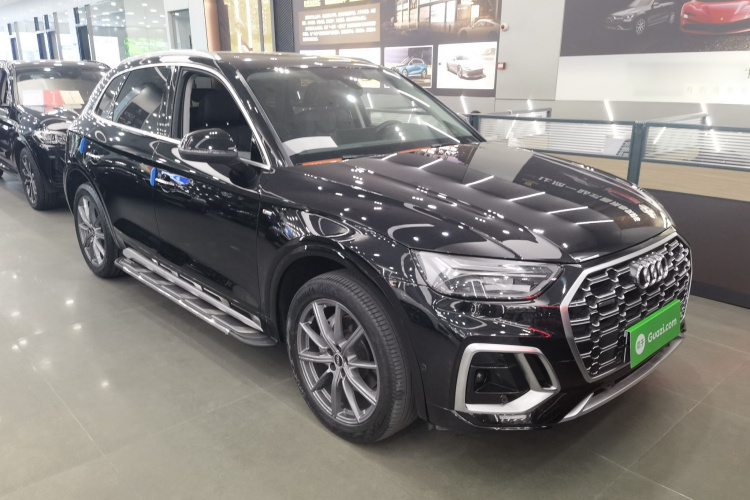 奥迪Q5L 2022款 40T 豪华动感型车身外观3