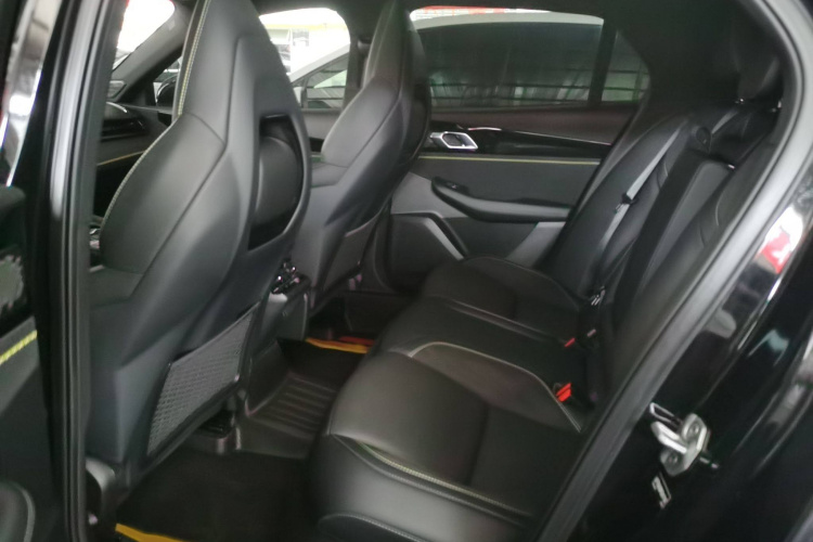 领克03 2023款 1.5TD DCT劲Pro中控内饰7001