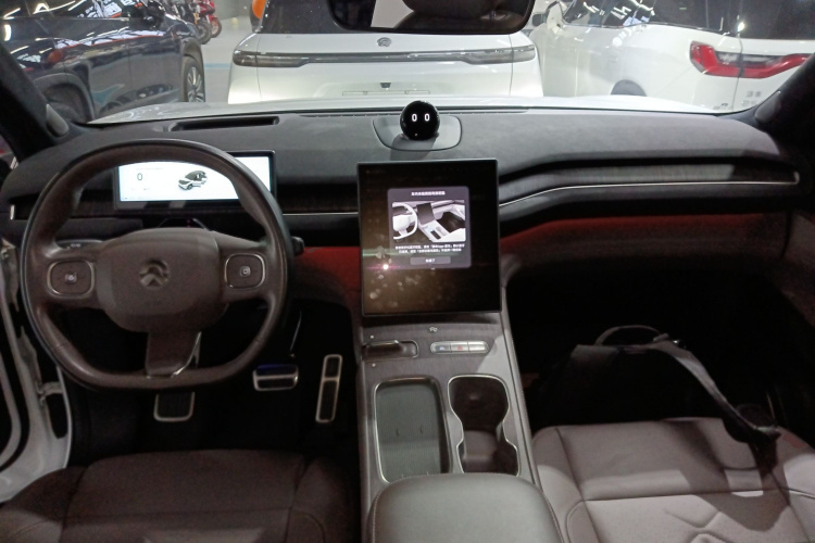 蔚来ES7 2022款 100kWh中控内饰7002