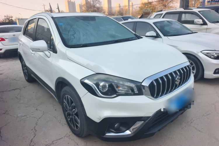 铃木 骁途 2017款 1.6L CVT两驱都市进取型车身外观3