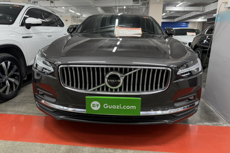 沃尔沃S90 2021款 B5 智逸豪华版车身外观6001