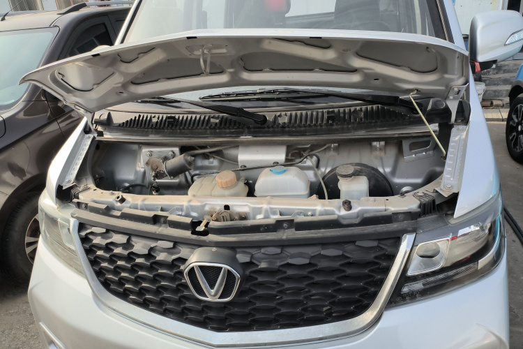 成功汽车 斑马 2022款 1.5L舒适型双排栏板 DAM15KR机舱底盘24