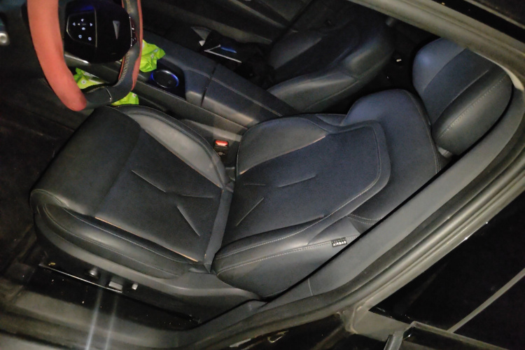 深蓝汽车 深蓝SL03 2022款 1.5L 1200增程版中控内饰19