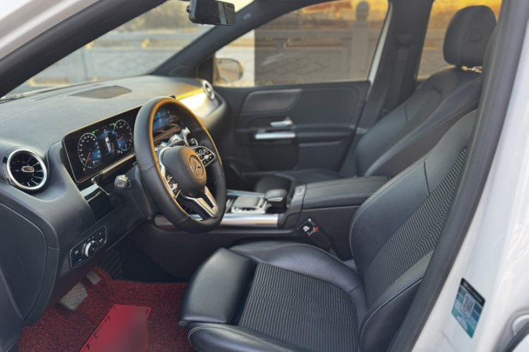 奔驰B级 2020款 B 200 动感型局部细节19