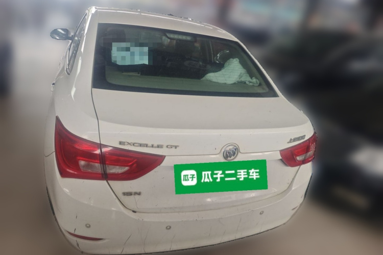 别克 英朗 2015款 15N 手动精英型车身外观6