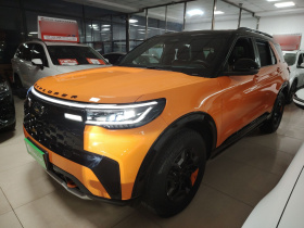 福特 探险者 2024款 2.3T EcoBoost 昆仑巅峰版 7座