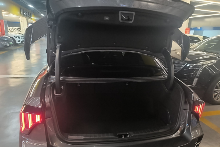 领克03 2025款 1.5TD DCT冠军版Pro局部细节23