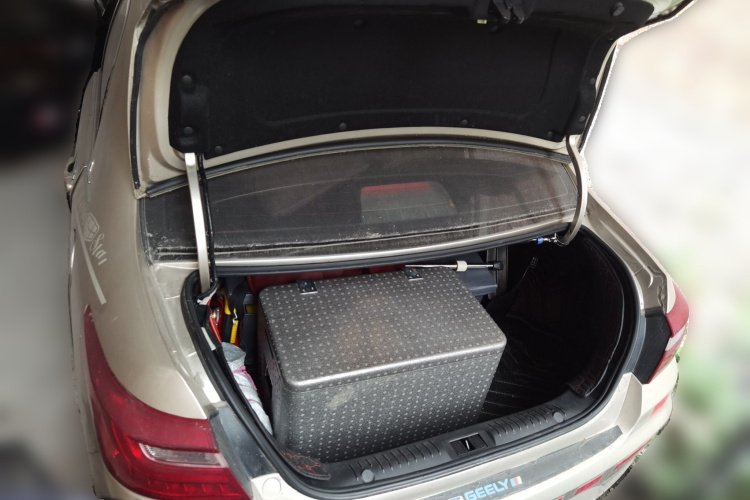 吉利汽车 远景 2018款 1.5L 手动幸福版中控内饰23