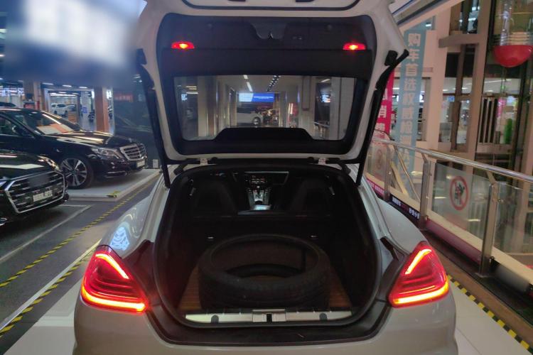 保时捷 2014款 Panamera 4 3.0T中控内饰23