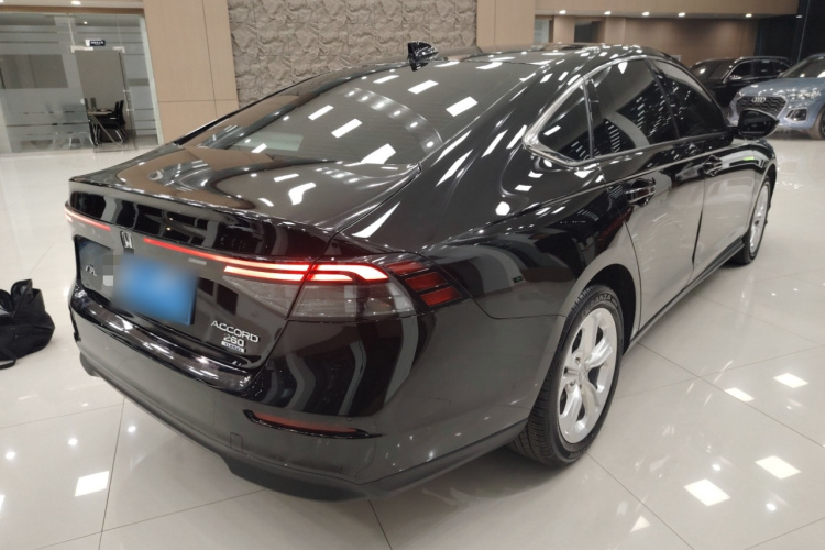 本田 雅阁 2024款 260TURBO 豪华版车身外观7