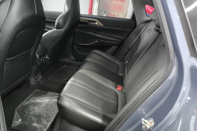 小鹏P5 2022款 550P中控内饰21