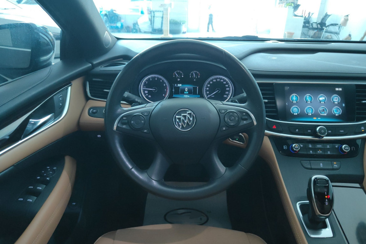 别克 君越 2018款 28T 精英型中控内饰13