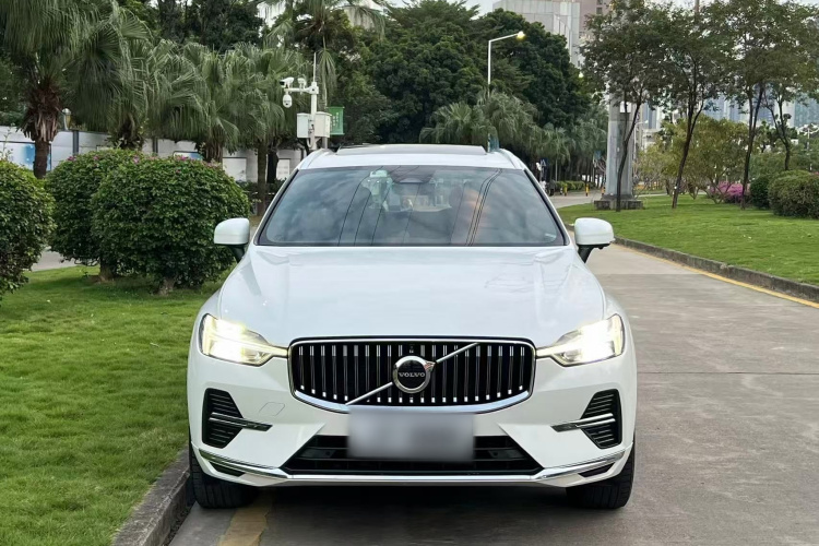 沃尔沃XC60 2023款 B5 四驱智远豪华版车身外观2