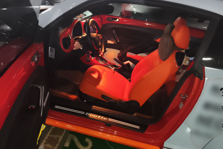 大众 甲壳虫 2017款 280TSI 纵乐版中控内饰20