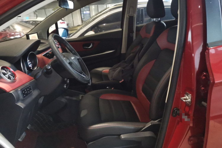 哈弗H1 2016款 蓝标 1.5L AMT豪华型中控内饰19