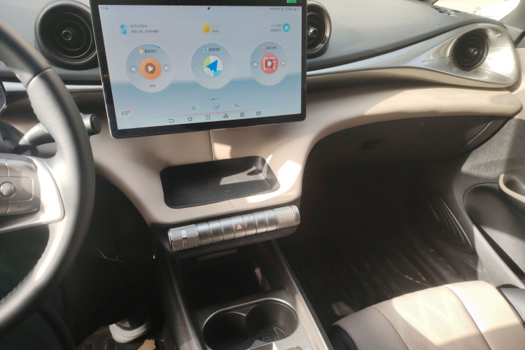 比亚迪 海豚 2023款 420km 自由版局部细节16