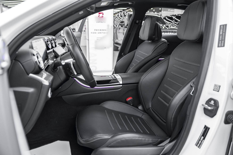 奔驰C级 2022款 改款 C 260 L 运动版局部细节19