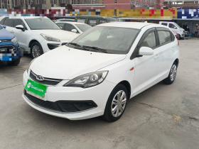 奇瑞 风云2 2015款 1.5L 手动新锐版