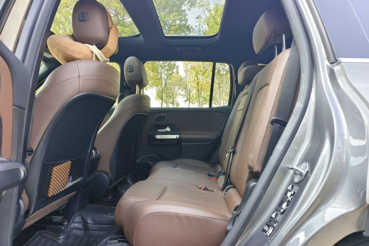 奔驰GLB 2020款 GLB 200 时尚型中控内饰7003