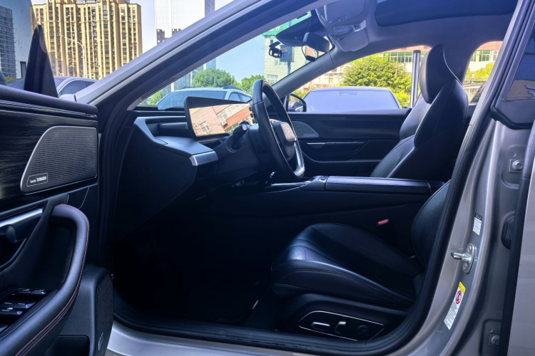 小鹏P7 2020款 670N中控内饰7002