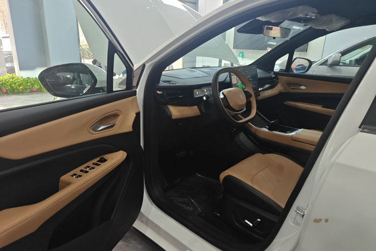 睿蓝汽车 睿蓝7 2024款 605km 荣耀版中控内饰20