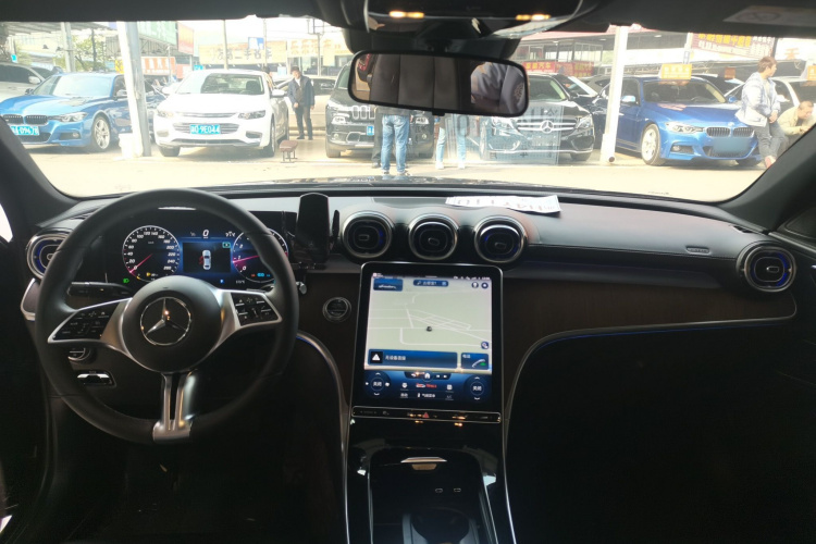 奔驰C级 2022款 C 260 L中控内饰7002