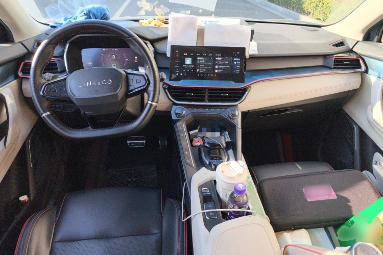 领克06 2020款 1.5T 耀Halo中控内饰12