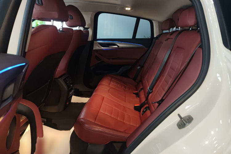 宝马X4 2021款 xDrive 25i M运动套装中控内饰7004