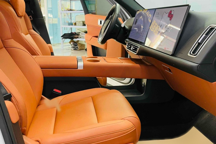 理想汽车 理想L7 2024款 MAX中控内饰7004