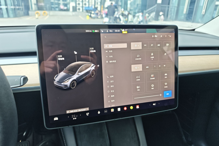 特斯拉 Model Y 2021款 标准续航后驱版局部细节16