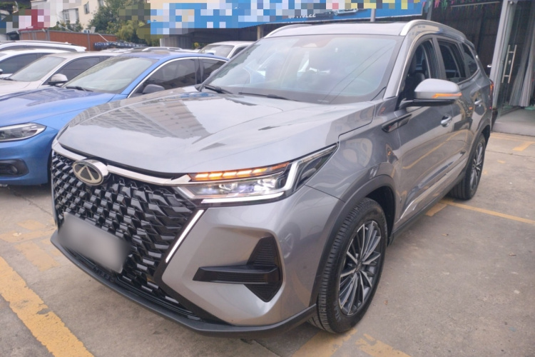 奇瑞 瑞虎8 PRO 2024款 冠军版 290T 两驱闪耀版 7座车身外观1